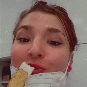 Meet your Posher, Cat